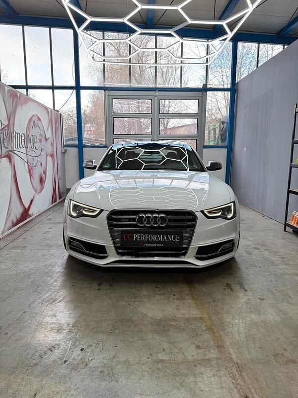 Gebraucht Audi S5 Design 333 PS (244 kW) 2014 Ibisweiß Coupé