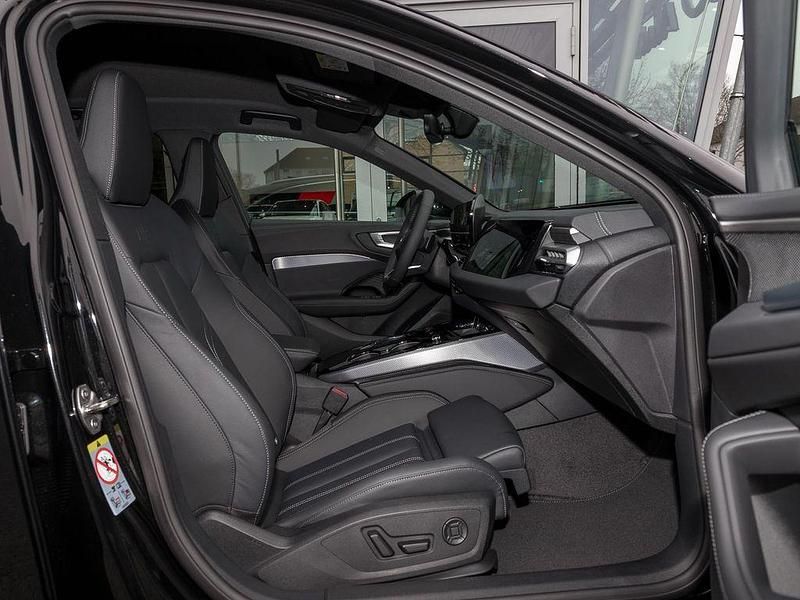 Gebraucht Audi A5 Ambiente 204 PS (150 kW) 2025 Mythosschwarz metallic Coupé