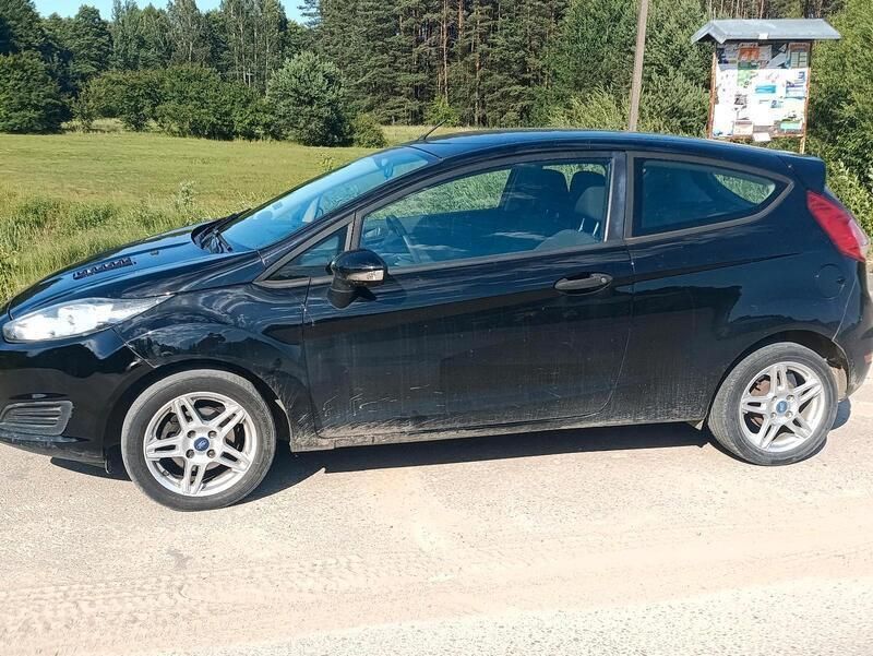 Schwarz Gebraucht 2016 Ford Fiesta Kleinwagen | 4.700 € (Superpreis) - Bild 1/4