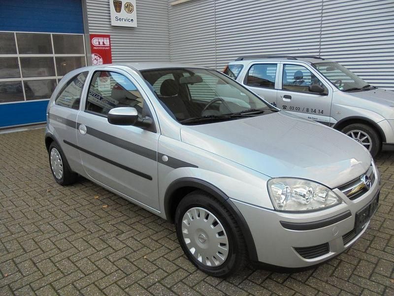 Gebraucht Opel Corsa Comfort 80 PS (58 kW) 2004 Silber Limousine