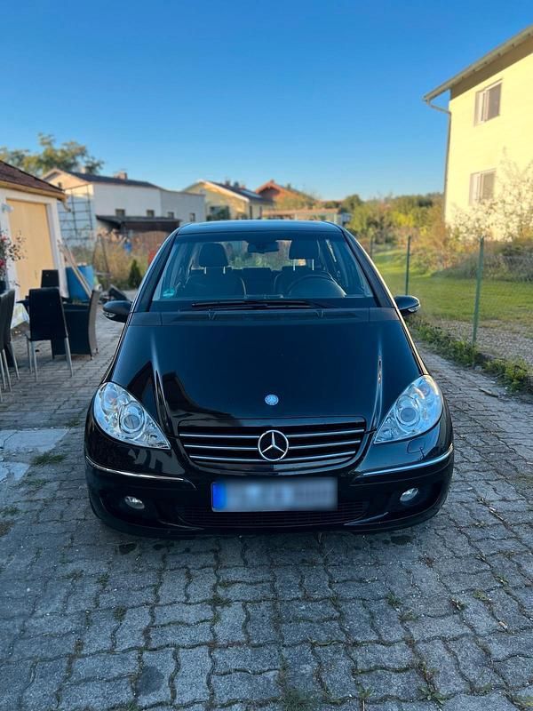 Schwarz Gebraucht 2005 Mercedes A200 Kleinwagen | 1.700 € (Fairer Preis) - Bild 1/4