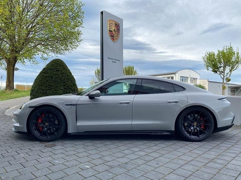 Gebraucht Porsche Taycan GTS 514 kW (700 PS) 2025 Grau Limousine