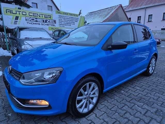 Gebraucht VW Polo Highline 90 PS (66 kW) 2015 Cornflower blue Kleinwagen