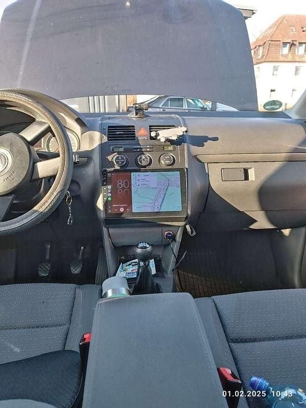 Schwarz Gebraucht 2004 VW Touran Trendline Van / Kleinbus | 1.000 € (Guter Preis) - Bild 1/4