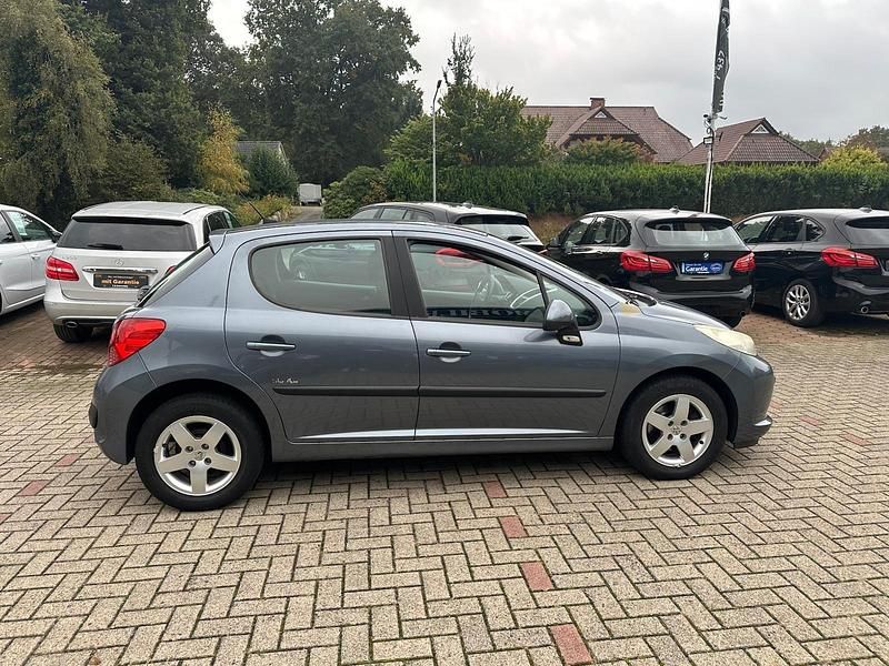 Gebraucht Peugeot 207 95 PS (69 kW) 2007 Kleinwagen