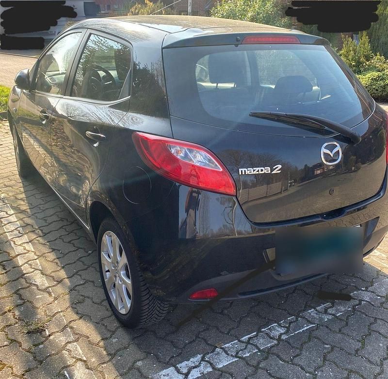 Gebraucht Mazda 2 Edition 75 PS (55 kW) 2011 Schwarz Kleinwagen