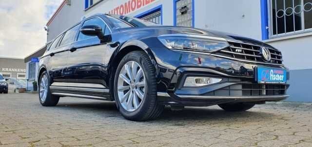 Gebraucht VW Passat Elegance 150 PS (110 kW) 2020 Schwarz metallic Kombi