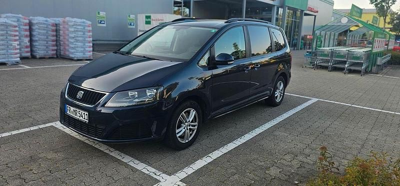 Blau Gebraucht 2010 Seat Alhambra Ecomotive Van / Kleinbus | 7.500 € (Teuer) - Bild 1/4