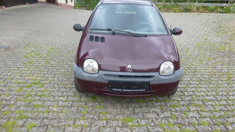 Rot Gebraucht 2002 Renault Twingo Authentique Kleinwagen | 1.100 € (Fairer Preis) - Bild 1/4