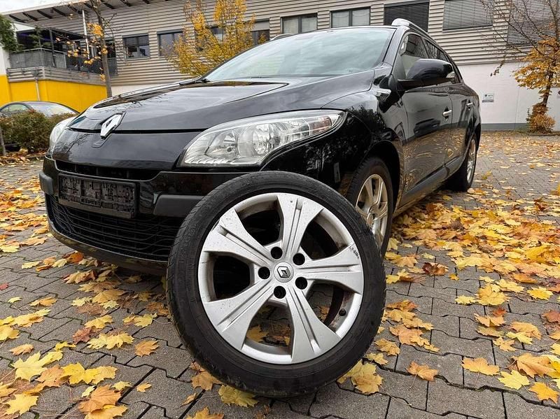 Schwarz Gebraucht 2011 Renault Mégane GrandTour Kombi | 3.799 € (Fairer Preis) - Bild 1/4