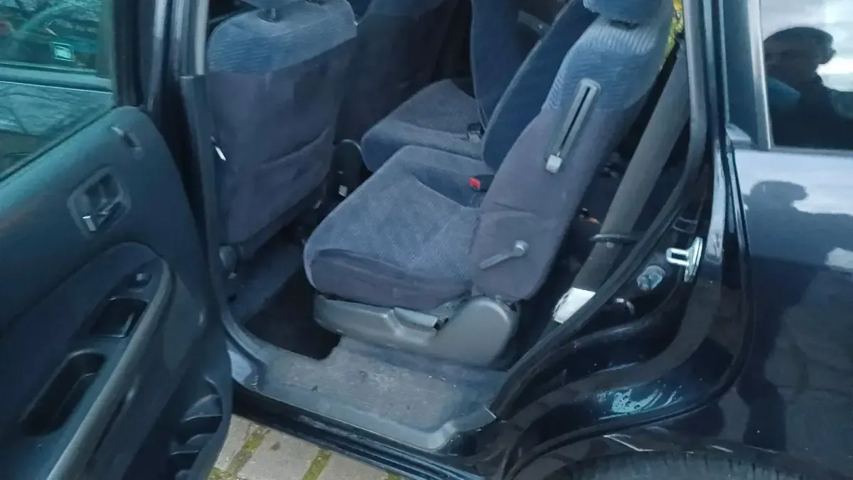 Gebraucht Honda Stream 150 PS (110 kW) 2001 Grau Van / Kleinbus