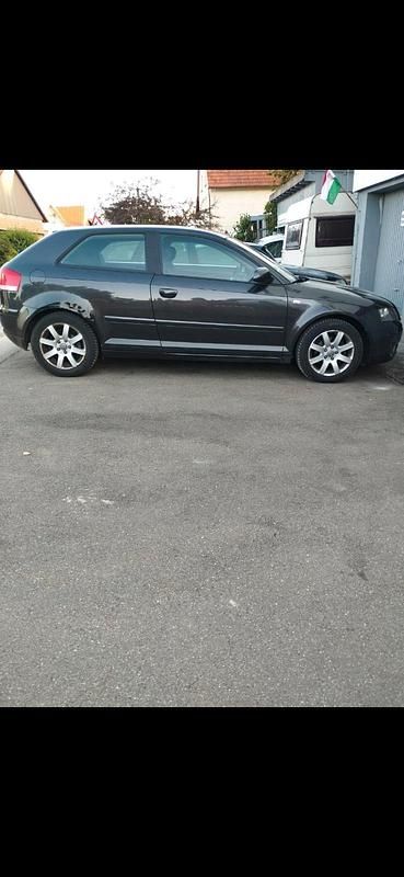 Gebraucht Audi A3 140 PS (102 kW) 2006 Schwarz Kleinwagen