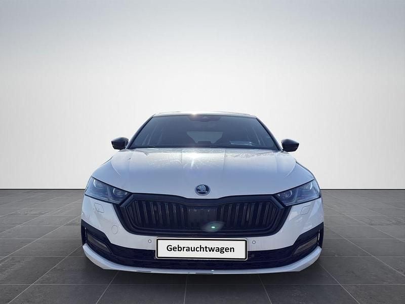 Gebraucht Skoda Octavia Style 204 PS (150 kW) 2022 Weiss Limousine