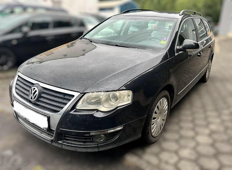 Schwarz Gebraucht 2008 VW Passat Comfortline Kombi | 1.250 € (Guter Preis) - Bild 1/4