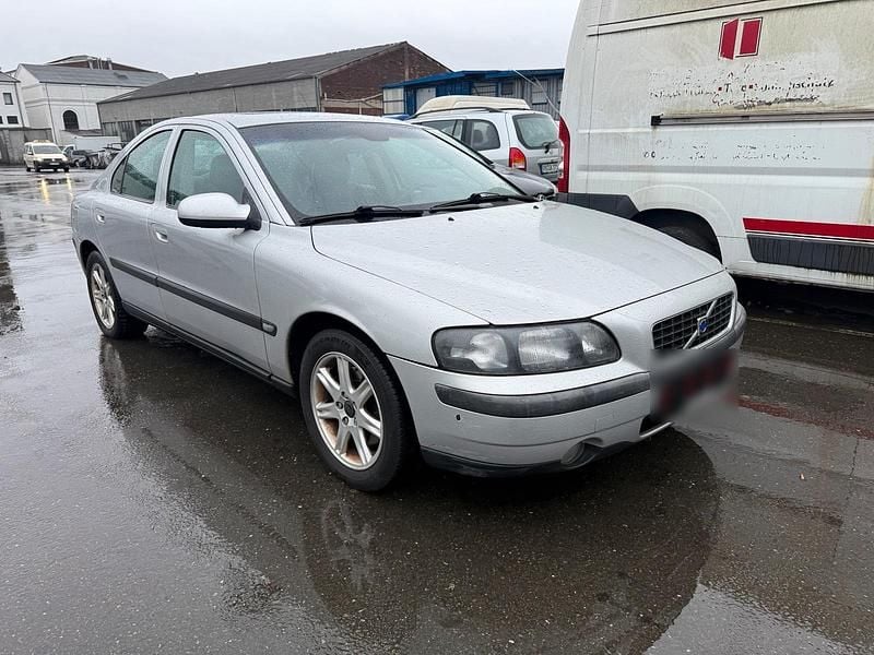 Gebraucht Volvo S60 140 PS (102 kW) 2002 Silber Limousine