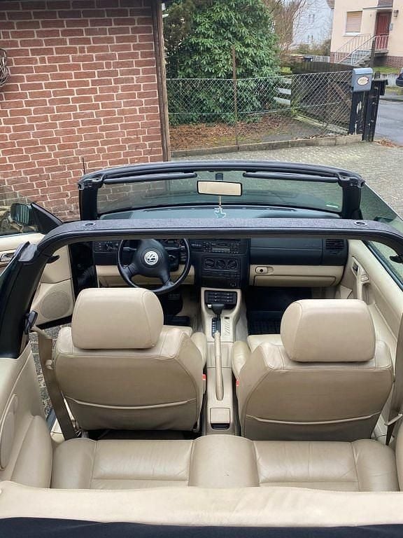 Gebraucht VW Golf Cabriolet Highline 101 PS (74 kW) 1999 Schwarz Cabrio