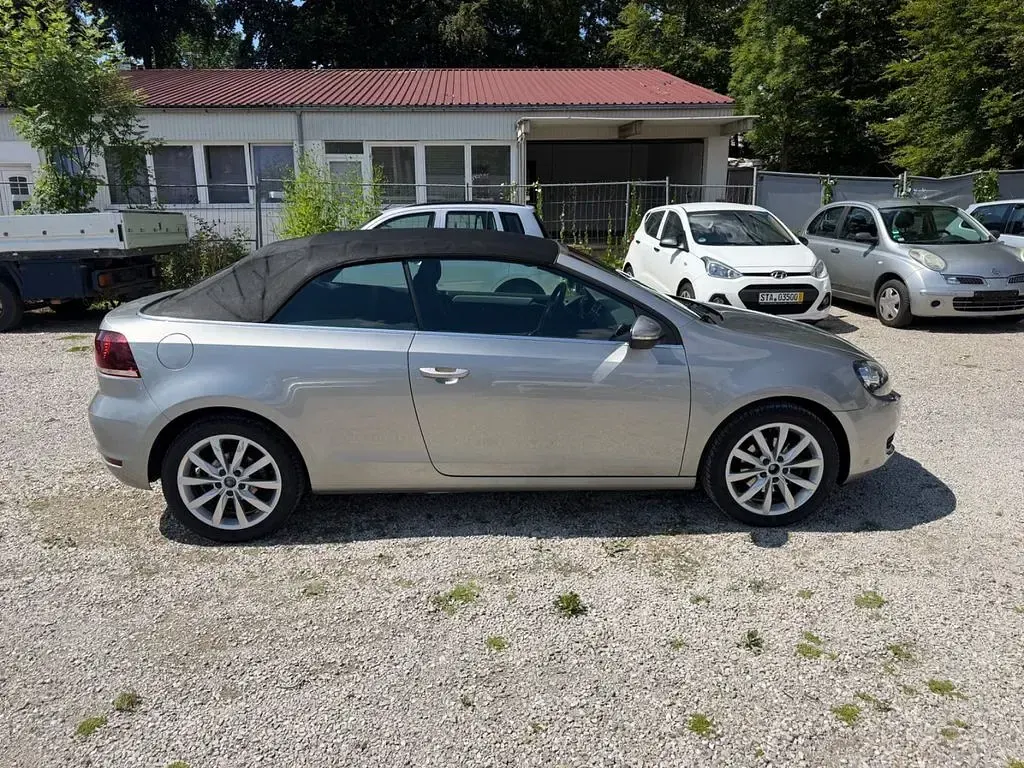Gebraucht VW Golf Cabriolet Basis 122 PS (89 kW) 2015 Silber Cabrio