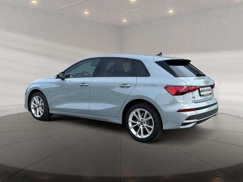 Gebraucht Audi A3 Advanced Plus 116 PS (85 kW) 2025 Pfeilgrau perleffekt Limousine