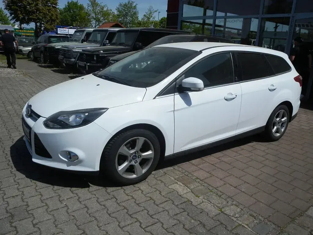Usata Ford Focus Champions Edition 125 CV (91 kW) 2013 Bianco Berlina