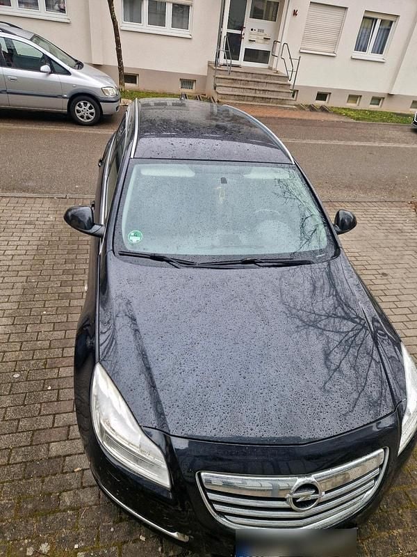 Gebraucht Opel Insignia 160 PS (117 kW) 2011 Schwarz Kombi
