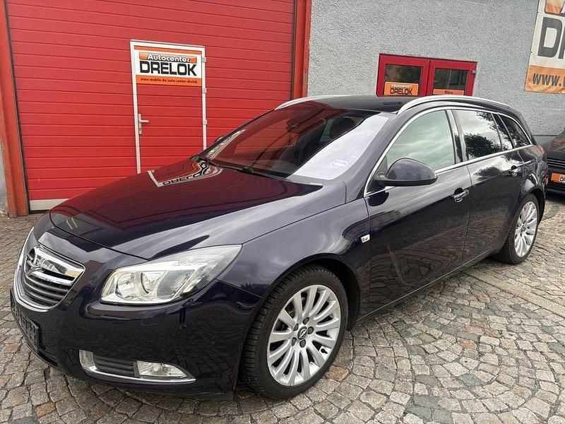 Blau Gebraucht 2012 Opel Insignia Innovation Kombi | 5.499 € (Guter Preis) - Bild 1/4