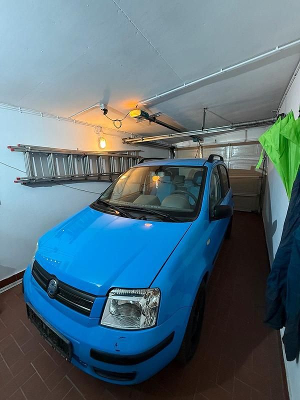 Blau Gebraucht 2006 Fiat Panda Kleinwagen | 1.800 € (Fairer Preis) - Bild 1/4