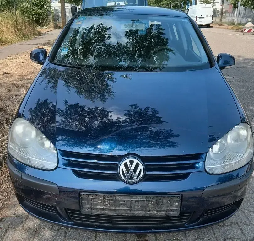 Gebraucht VW Golf IV 105 PS (77 kW) 2004 Blau Limousine