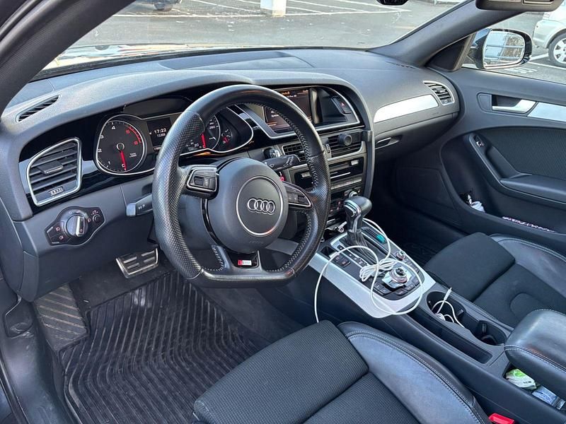 Gebraucht Audi A4 S-Line 190 PS (139 kW) 2015 Grau Kombi