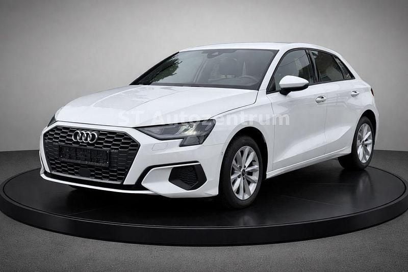 Gebraucht Audi A3 150 PS (110 kW) 2023 Weiß Limousine