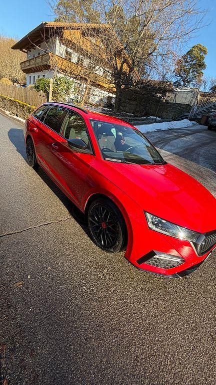 Gebraucht Skoda Octavia RS 245 PS (180 kW) 2023 Rot Kombi