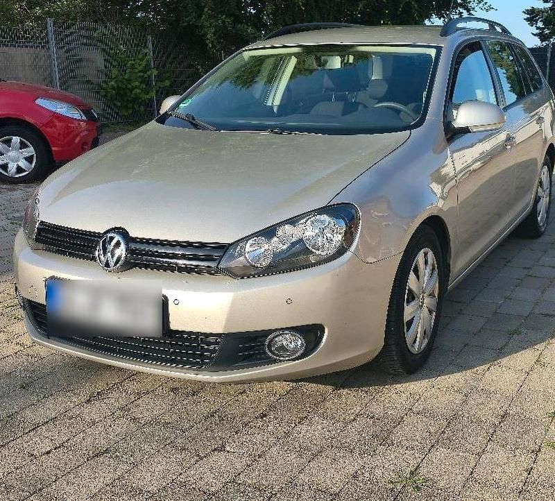 Gebraucht VW Golf VII 105 PS (77 kW) 2014 Grau Kombi