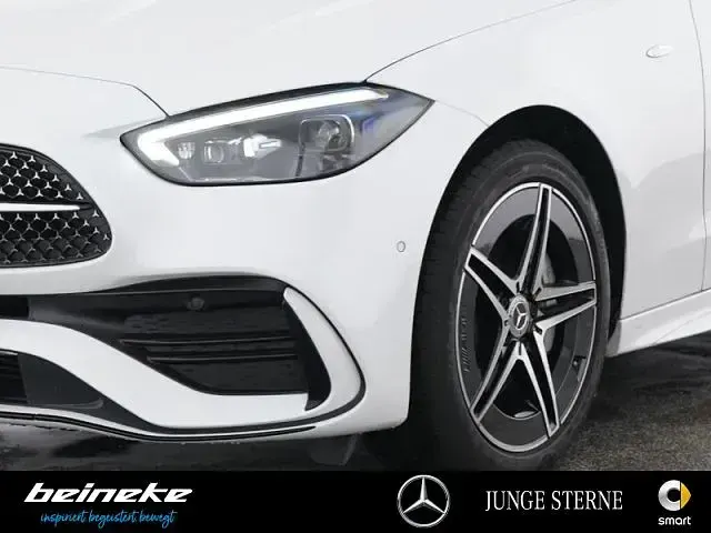 Gebraucht Mercedes C300e Premium 313 PS (230 kW) 2025 Manufaktur lack manufaktur opa Kombi