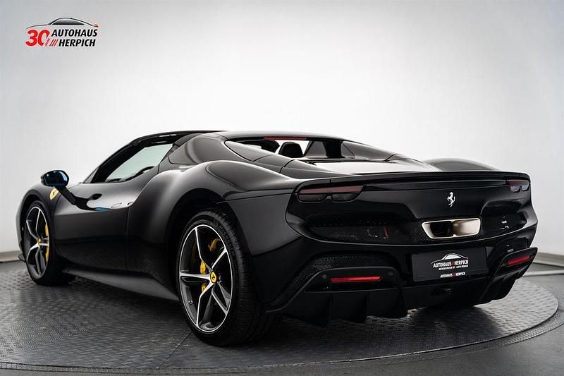 Neu Ferrari 296 829 PS (609 kW) 2025 Nero ds Cabrio