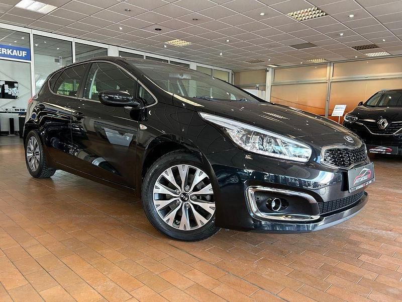 Gebraucht Kia Ceed 99 PS (72 kW) 2016 Schwarz Kleinwagen