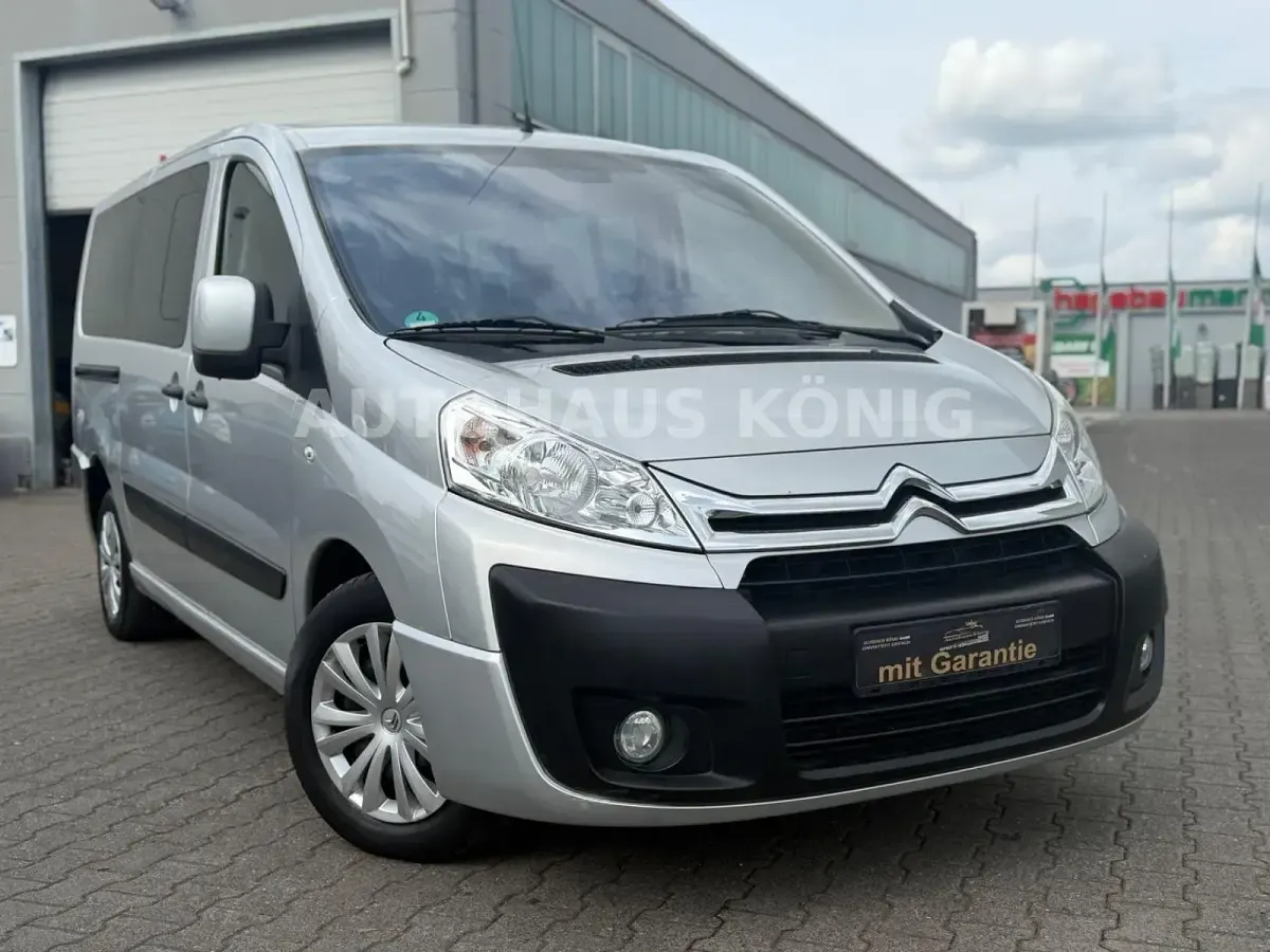 Gebraucht Citroën Jumpy Tendance 128 PS (94 kW) 2013 Grau Van / Kleinbus