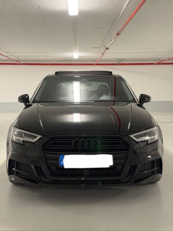 Gebraucht Audi A3 Ambiente 150 PS (110 kW) 2020 Schwarz Limousine