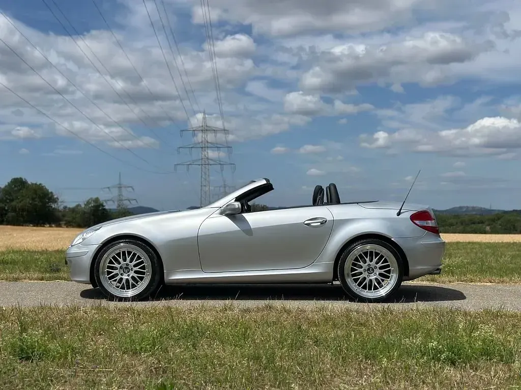 Gebraucht Mercedes SLK280 230 PS (169 kW) 2006 Silber Cabrio