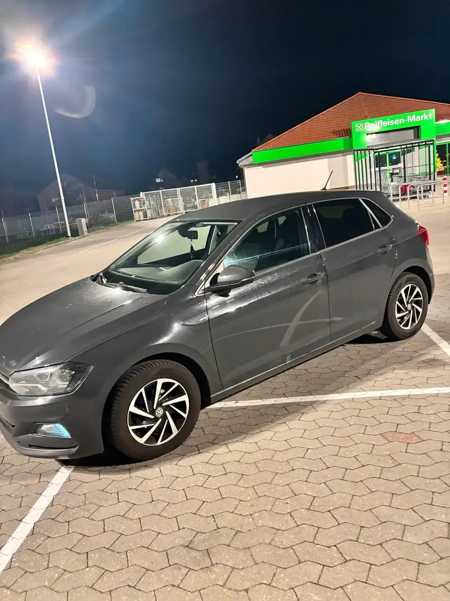 Gebraucht VW Polo Join 80 PS (58 kW) 2019 Grau Kleinwagen