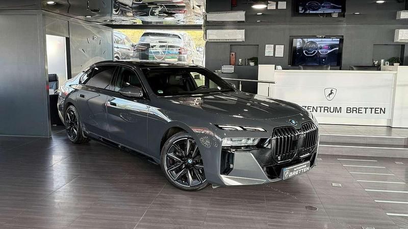 Dravitgrau metallic Gebraucht 2023 BMW i7 M Sport Limousine | 84.500 € (Teuer) - Bild 1/3