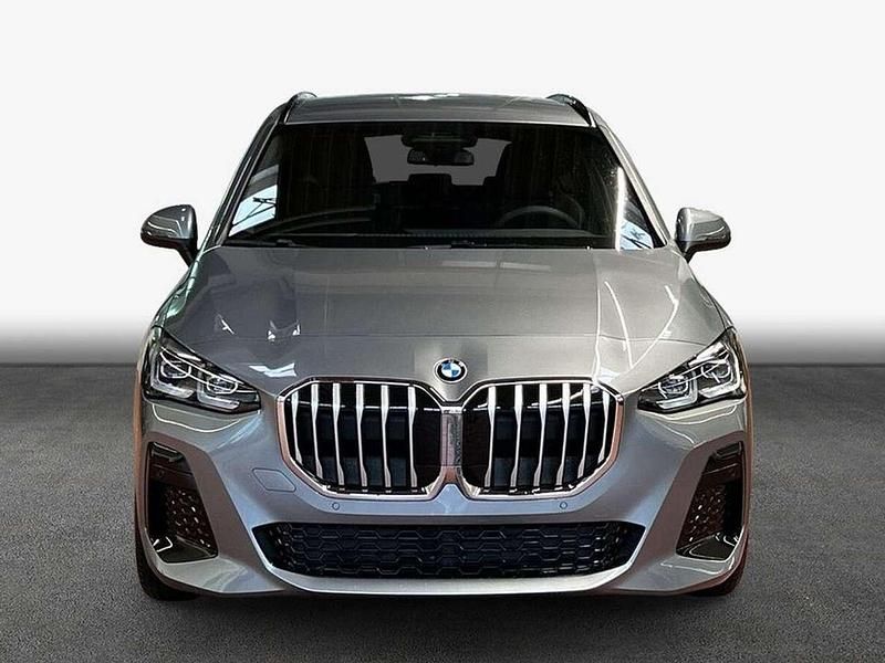 Neu BMW 220 Active Tourer Performance 156 PS (114 kW) 2025 Grau Van / Kleinbus
