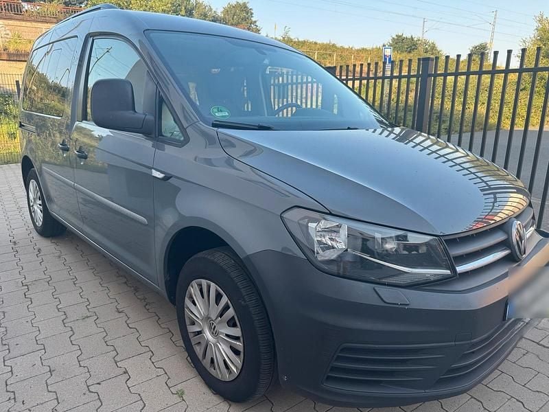 Gebraucht VW Caddy 102 PS (75 kW) 2018 Grau Van / Kleinbus