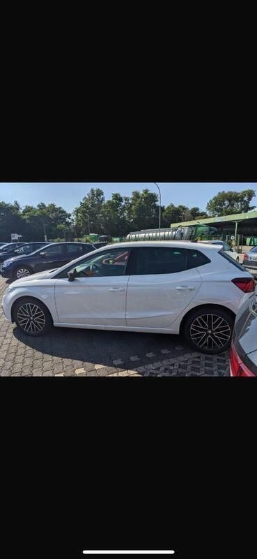 Weiß Gebraucht 2017 Seat Ibiza FR Kleinwagen | 11.200 € (Fairer Preis) - Bild 1/4
