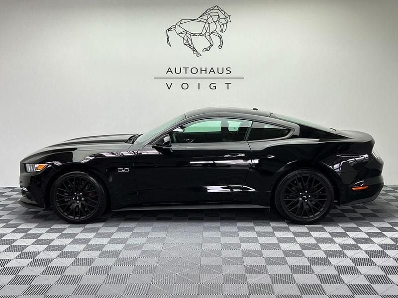 Iridiumschwarz metallic Gebraucht 2017 Ford Mustang GT Premium Coupé | 36.000 € (Guter Preis) - Bild 1/4
