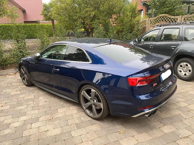 Blau Gebraucht 2016 Audi S5 Coupé | 29.990 € - Bild 1/4