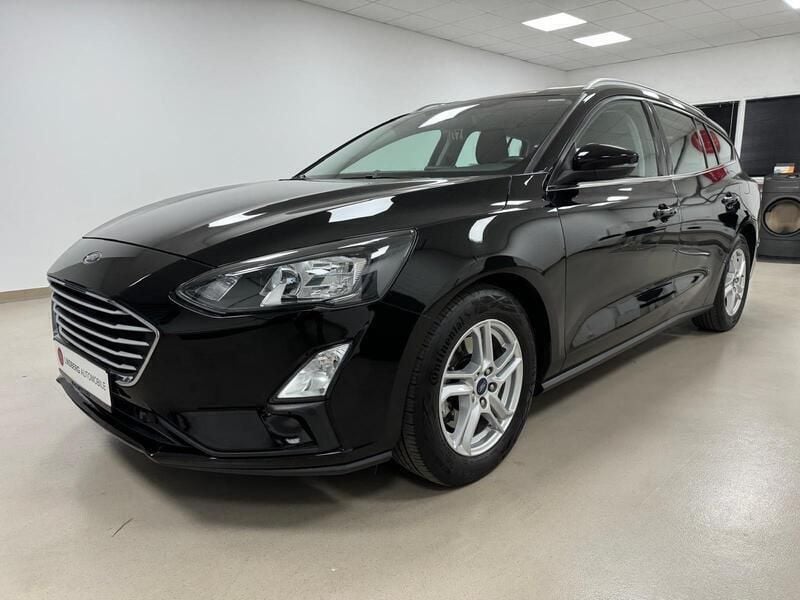 Schwarz Gebraucht 2020 Ford Focus Cool & Connect Kombi | 16.990 € (Etwas zu teuer) - Bild 1/3