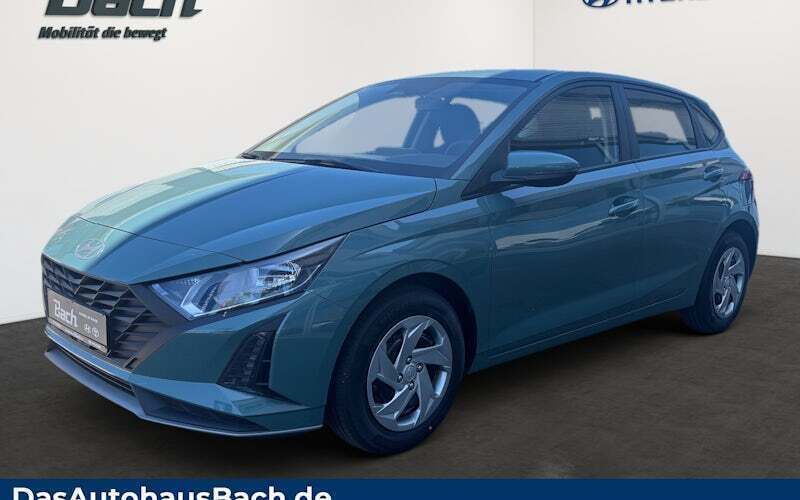 Grün Neu 2025 Hyundai i20 Select Limousine | 20.250 € (Etwas zu teuer) - Bild 1/4