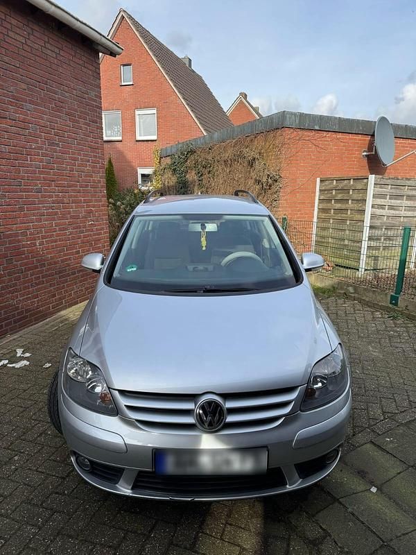 Gebraucht VW Golf V 105 PS (77 kW) 2007 Silber Kleinwagen