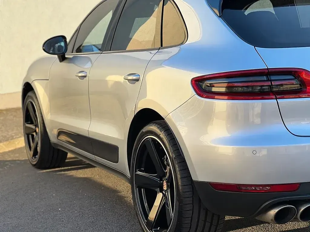 Gebraucht Porsche Macan 258 PS (189 kW) 2014 Silber SUV