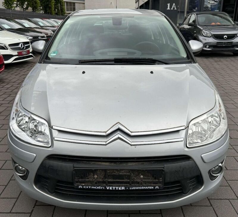 Grau Gebraucht 2010 Citroën C4 Tendance Limousine | 1.299 € (Superpreis) - Bild 1/4