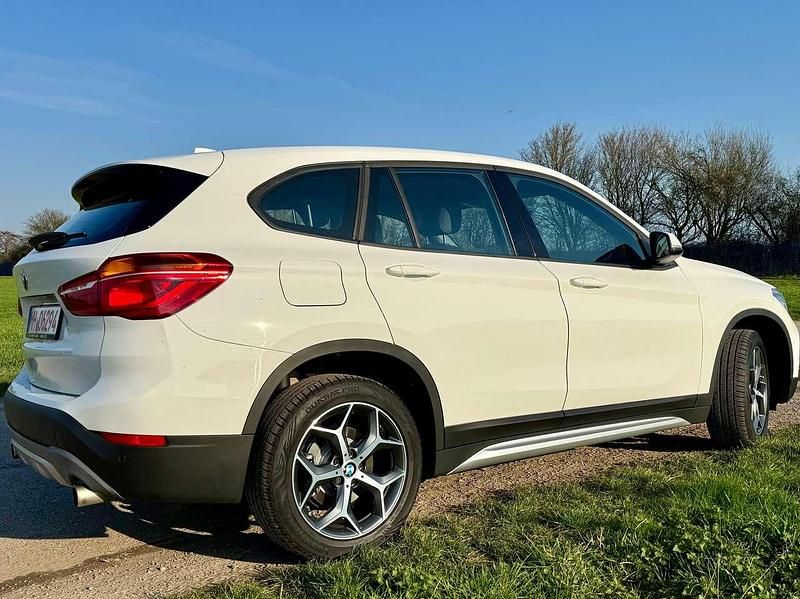 Gebraucht BMW X1 xLine 190 PS (139 kW) 2016 300 alpinweiss 3 SUV